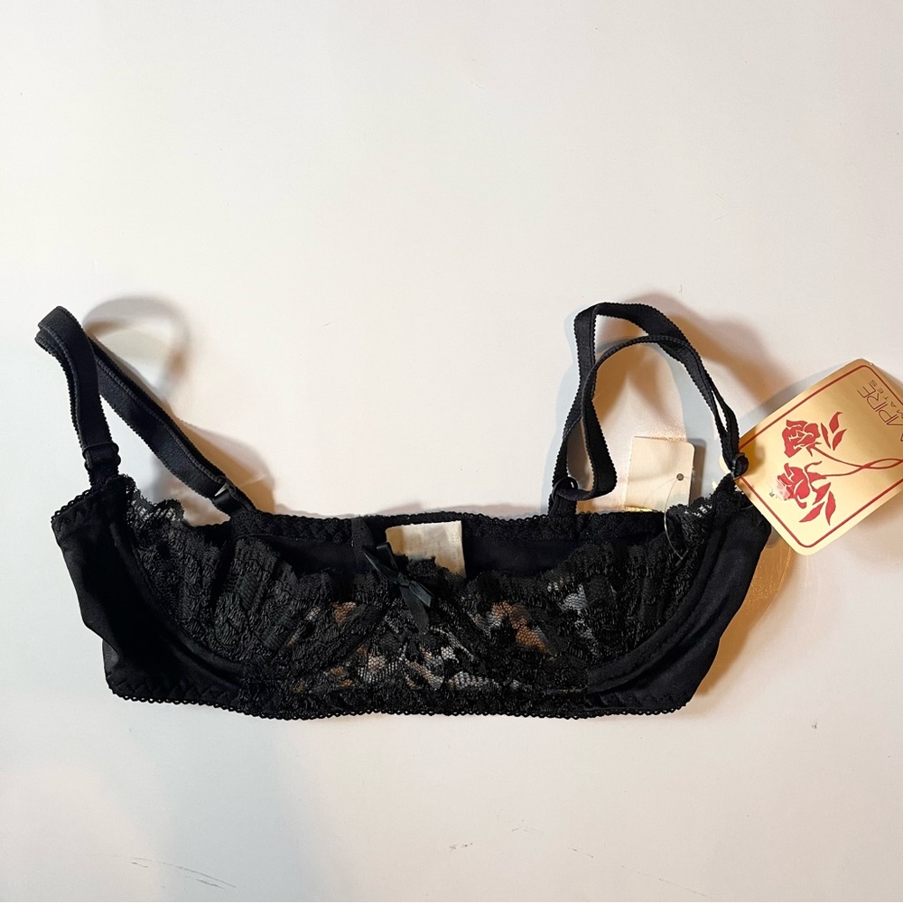 Chic Black Lace Bra